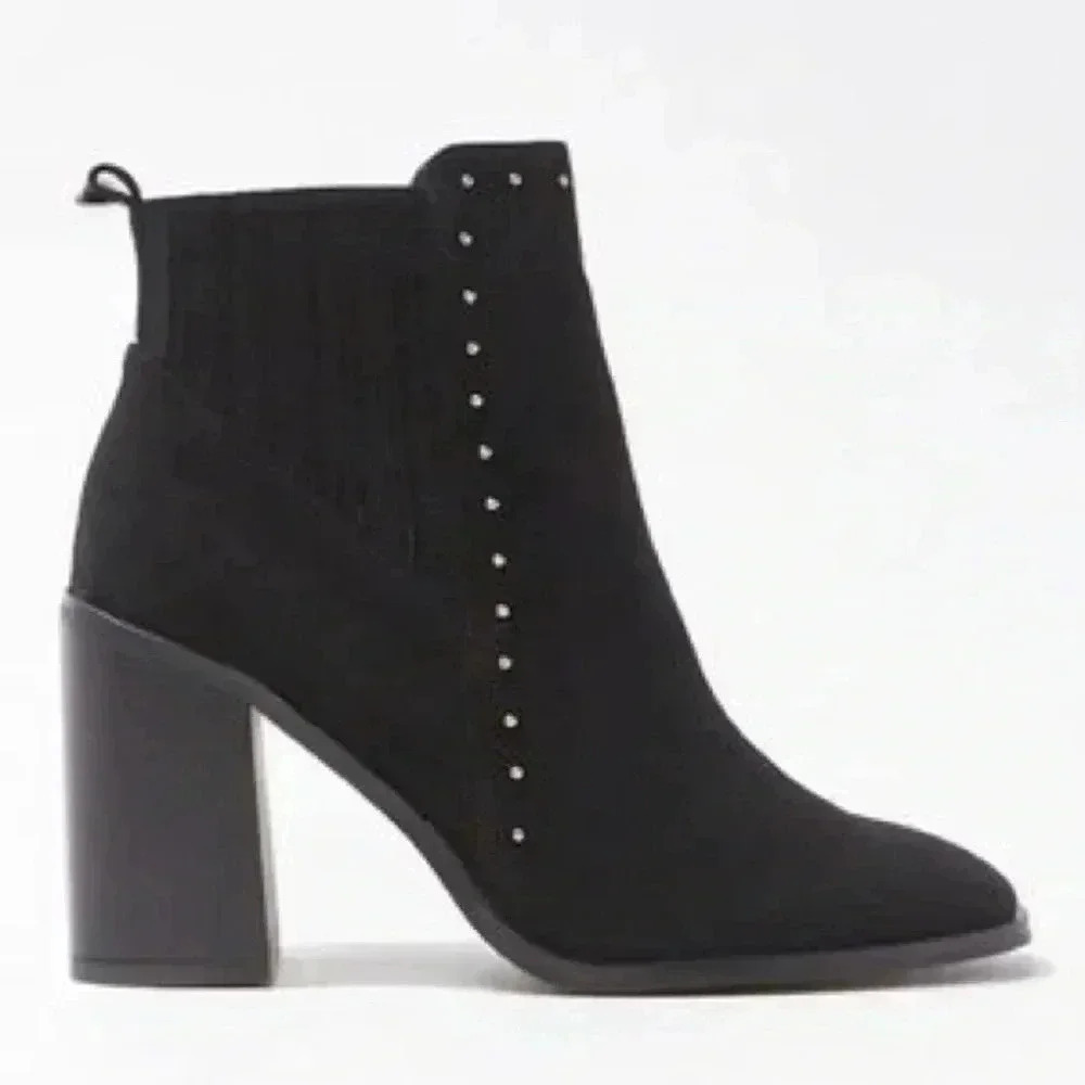 NWT Forever 21 Studded Ankle Boots Booties Black Faux Suede Sz 9